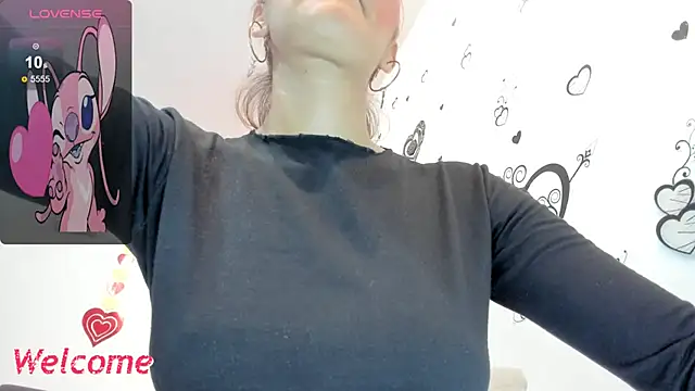 Snapshot of anastasia_tuya chatting on September 20, 1:39 am anastasia tuya online show from September 20, 1:39 am