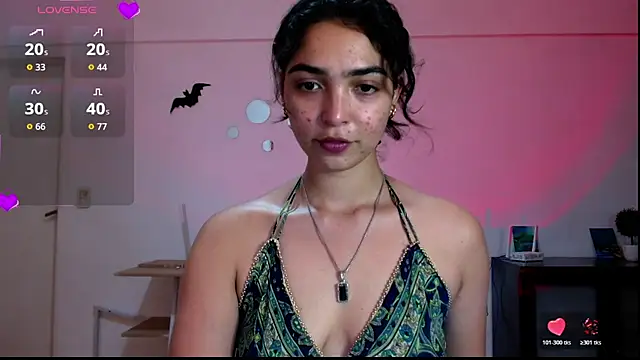 Snapshot of Ariagal chatting on October 30, 10:43 pm Ariagal online show from October 30, 10:43 pm