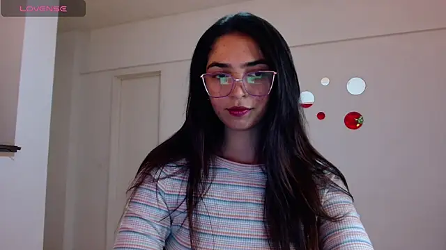 Snapshot of Ariagal chatting on November 14, 10:29 pm Ariagal online show from November 14, 10:29 pm