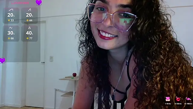 Snapshot of Ariagal chatting on November 24, 11:26 pm Ariagal online show from November 24, 11:26 pm