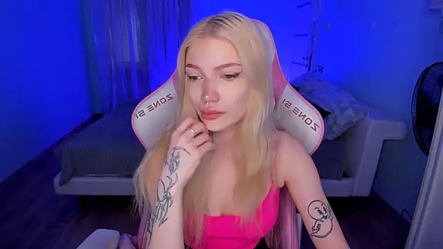 AnyaTaylor  online show from February 22, 2:45 am