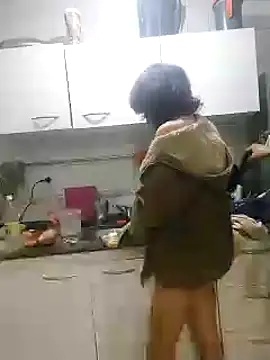 Snapshot of kendrafarq chatting on September 18, 4:58 am kendrafarq online show from September 18, 4:58 am