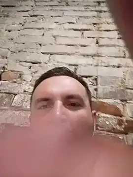 Snapshot of Ivandovxxxl_1010 chatting on September 13, 1:27 am Ivandovxxxl 1010 online show from September 13, 1:27 am