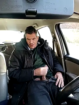 Snapshot of twitshe chatting on November 22, 9:08 am twitshe online show from November 22, 9:08 am