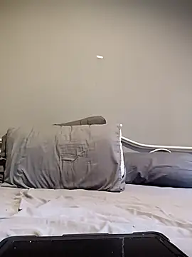 twitshe online show from January 9, 12:46 am