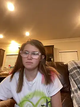 Snapshot of Riley_ray69 chatting on September 15, 12:43 am Riley ray69 online show from September 15, 12:43 am