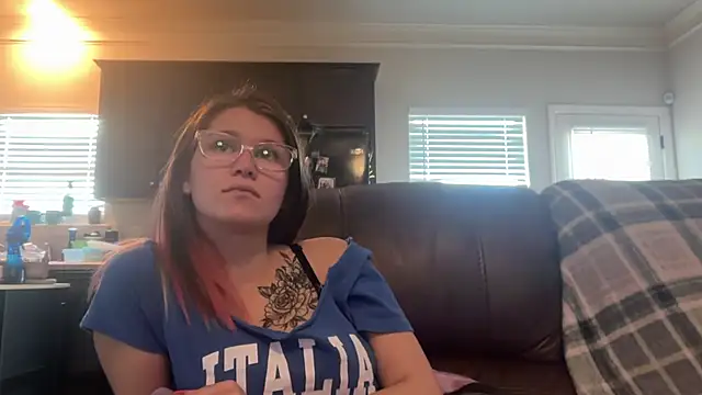 Snapshot of Riley_ray69 chatting on September 15, 5:57 pm Riley ray69 online show from September 15, 5:57 pm