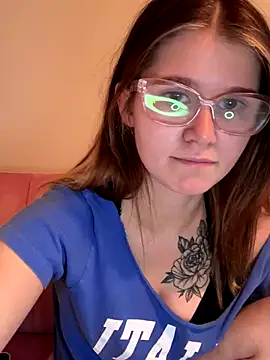 Snapshot of Riley_ray69 chatting on October 14, 10:21 pm Riley ray69 online show from October 14, 10:21 pm