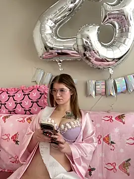 Snapshot of Riley_ray69 chatting on November 11, 3:23 pm Riley ray69 online show from November 11, 3:23 pm