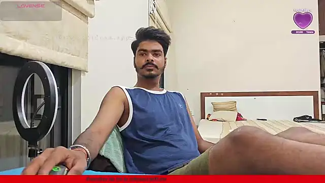 Snapshot of mrbuddy85 chatting on October 14, 5:25 pm mrbuddy85 online show from October 14, 5:25 pm