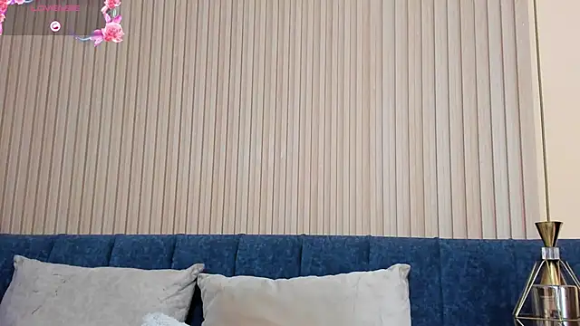 angel ponce online show from September 19, 7:03 pm