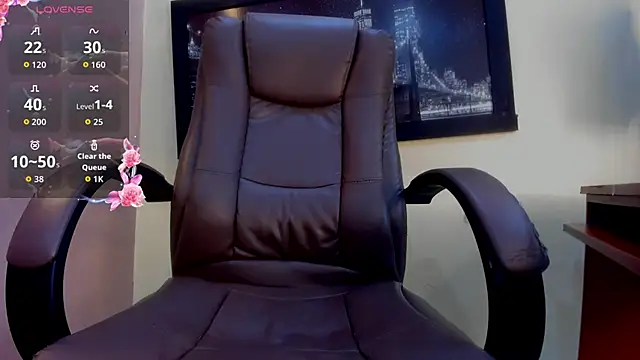 tiiny emilly online show from March 3, 8:04 pm