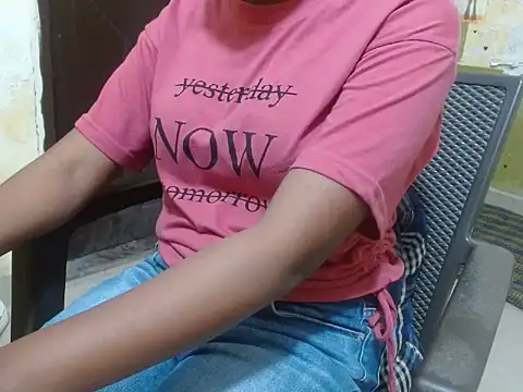 Snapshot of shallyji chatting on September 21, 4:03 am shallyji online show from September 21, 4:03 am