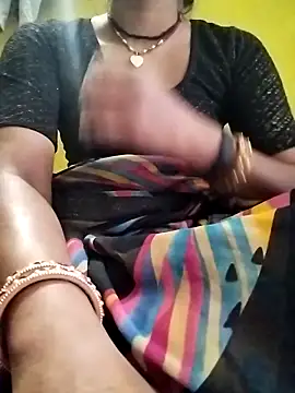 Snapshot of Gopika_Dudi chatting on October 21, 1:17 am Gopika Dudi online show from October 21, 1:17 am