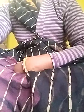 Snapshot of Gopika_Dudi chatting on November 14, 1:37 am Gopika Dudi online show from November 14, 1:37 am