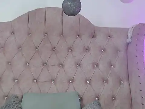 Snapshot of Jessica_Carter_01 chatting on November 26, 5:14 pm Jessica Carter 01 online show from November 26, 5:14 pm