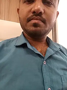 Snapshot of VJ17 chatting on September 30, 5:01 am VJ17 online show from September 30, 5:01 am