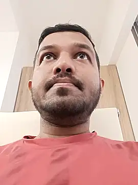 Snapshot of VJ17 chatting on October 5, 4:55 am VJ17 online show from October 5, 4:55 am