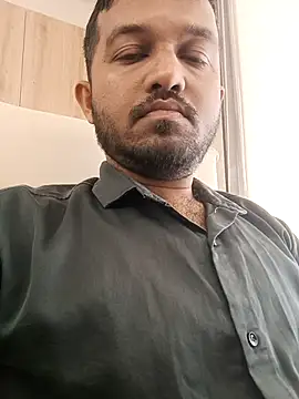 Snapshot of VJ17 chatting on October 7, 5:48 am VJ17 online show from October 7, 5:48 am