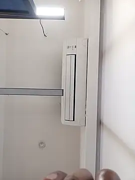 Snapshot of VJ17 chatting on October 12, 9:19 am VJ17 online show from October 12, 9:19 am