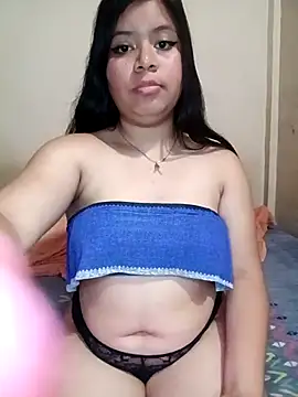 Snapshot of Angeles_20 chatting on November 2, 9:33 am Angeles 20 online show from November 2, 9:33 am