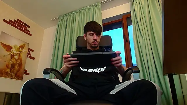 JonahShaw online show from September 30, 4:28 am