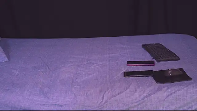 Snapshot of Pobechita chatting on November 21, 2:32 am Pobechita online show from November 21, 2:32 am