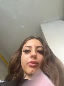 Snapshot of AnastasiaJune chatting on December 1, 10:20 am AnastasiaJune online show from December 1, 10:20 am