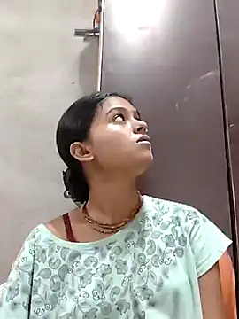 Snapshot of Tara2007 chatting on October 11, 7:40 am Tara2007 online show from October 11, 7:40 am