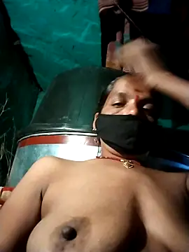 Snapshot of Sexi_savita chatting on September 18, 10:01 pm Sexi savita online show from September 18, 10:01 pm