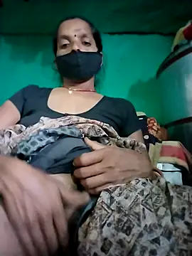 Snapshot of Sexi_savita chatting on October 13, 10:48 am Sexi savita online show from October 13, 10:48 am