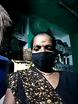 Snapshot of Sexi_savita chatting on October 14, 3:35 pm Sexi savita online show from October 14, 3:35 pm