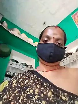 Snapshot of Sexi_savita chatting on November 4, 8:13 am Sexi savita online show from November 4, 8:13 am