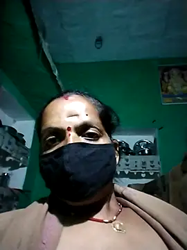 Snapshot of Sexi_savita chatting on November 5, 10:54 pm Sexi savita online show from November 5, 10:54 pm