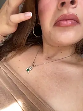 Isa Villamarin online show from September 24, 2:53 pm