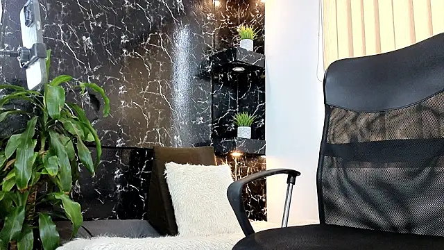 Alexander ferre online show from March 4, 1:28 pm