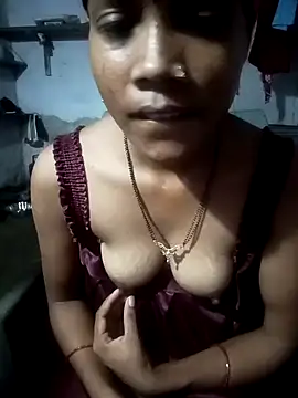 Snapshot of SEXY-MAHI4 chatting on September 25, 12:20 pm SEXY-MAHI4 online show from September 25, 12:20 pm