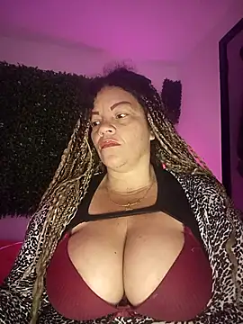 Eva Luxei online show from October 8, 8:45 am