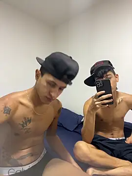 gustavo saaled19  online show from September 11, 4:23 am