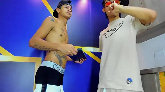 gustavo saaled19  online show from September 12, 7:47 pm