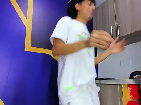 gustavo saaled19  online show from September 15, 6:52 pm