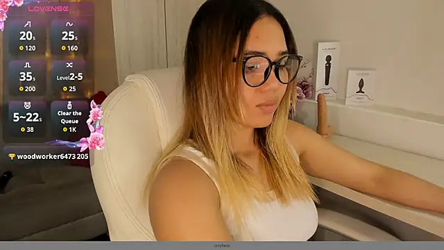 Snapshot of kata22sofia chatting on September 22, 3:14 pm kata22sofia online show from September 22, 3:14 pm