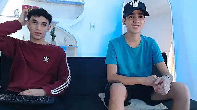 THREE GUYS HOT online show from October 18, 7:25 pm