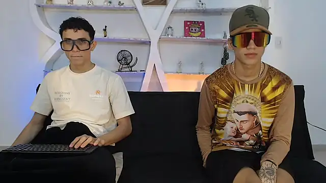 THREE GUYS HOT online show from December 1, 7:30 pm