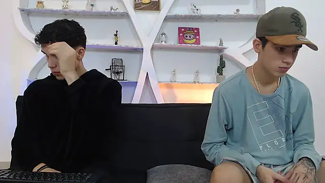 THREE GUYS HOT online show from December 2, 7:31 pm