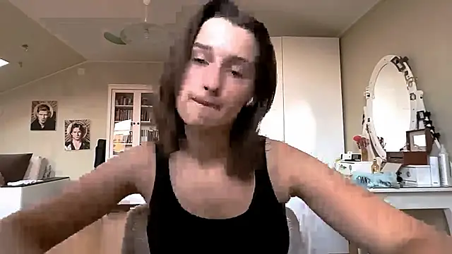 DarlineBrustera online show from October 7, 2:25 pm