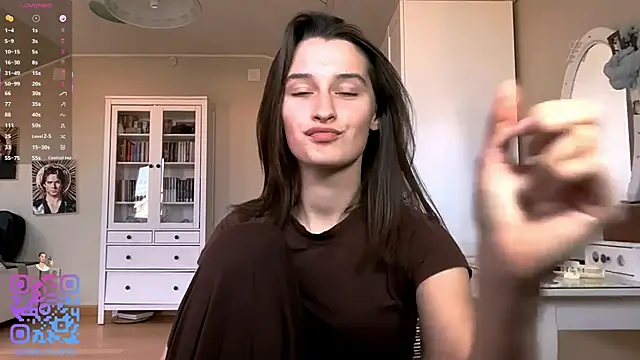 DarlineBrustera online show from March 22, 2:20 pm