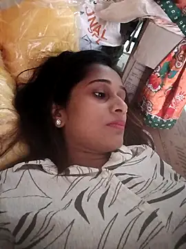 hotshreya69 online show from October 17, 8:39 am