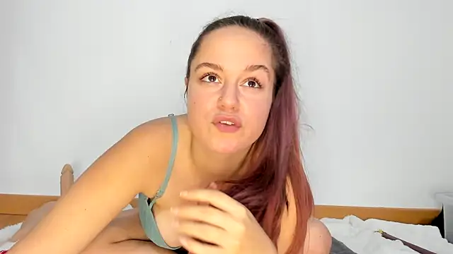 Snapshot of Francesexe chatting on November 13, 8:19 pm Francesexe online show from November 13, 8:19 pm