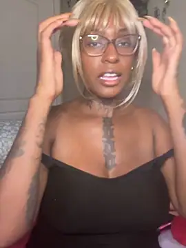 Snapshot of MistiSavannah chatting on November 2, 1:52 am MistiSavannah online show from November 2, 1:52 am